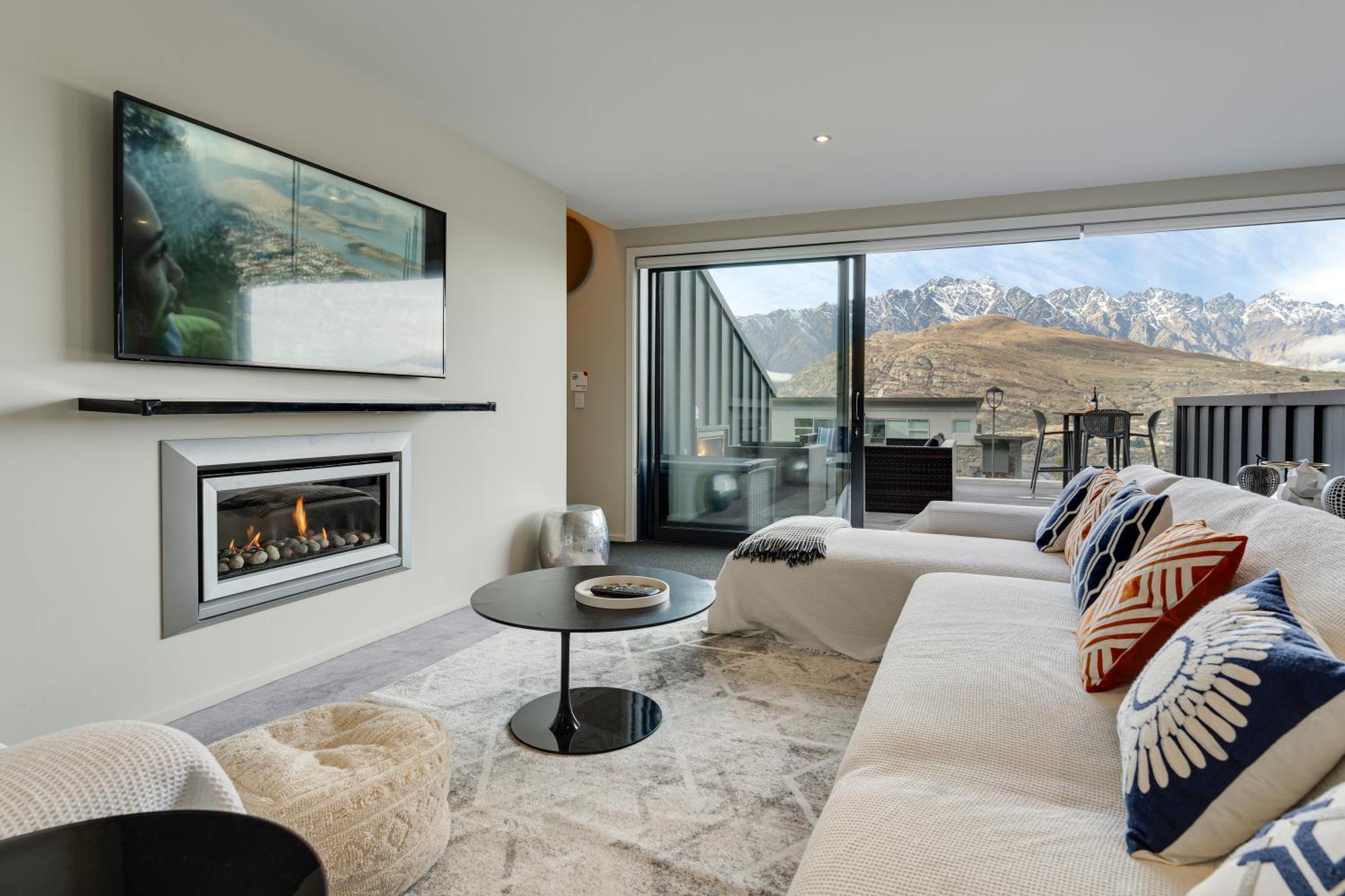 Queenstown Lake And Mountain View Retreat Free Wifi Free Street Parking Exterior photo
